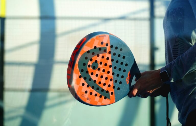 Comment utiliser la vitre au padel ?