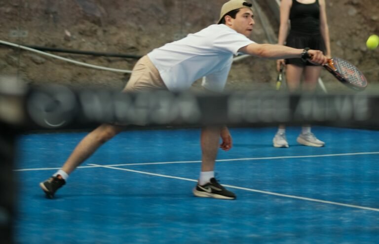 Padel débutant : 10 choses à savoir avant son premier match